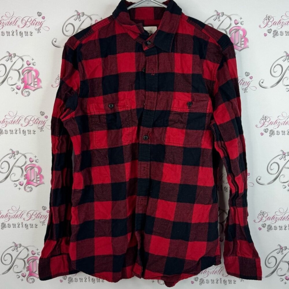 GAP button up plaid standard fit stripes Red and Black Checkered Shirt